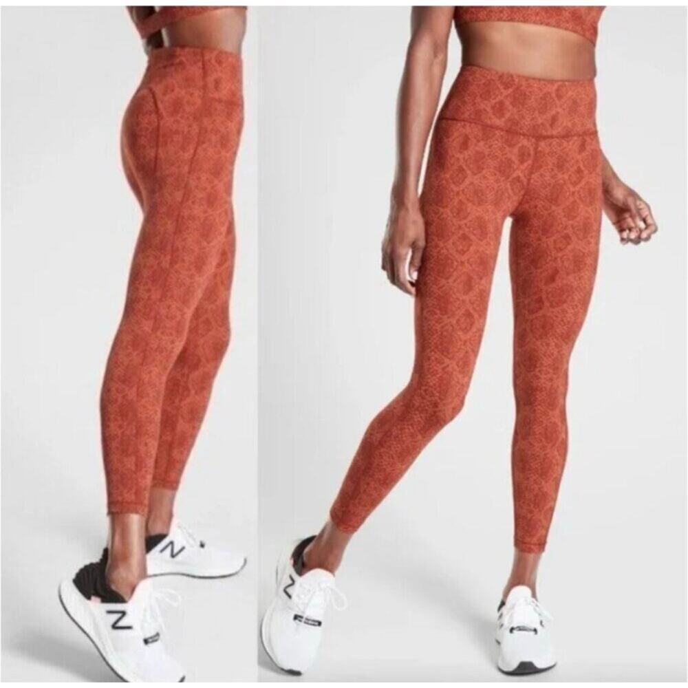 Athleta Ultimate Stash Pocket 7/8 Tight Snakeskin Print S